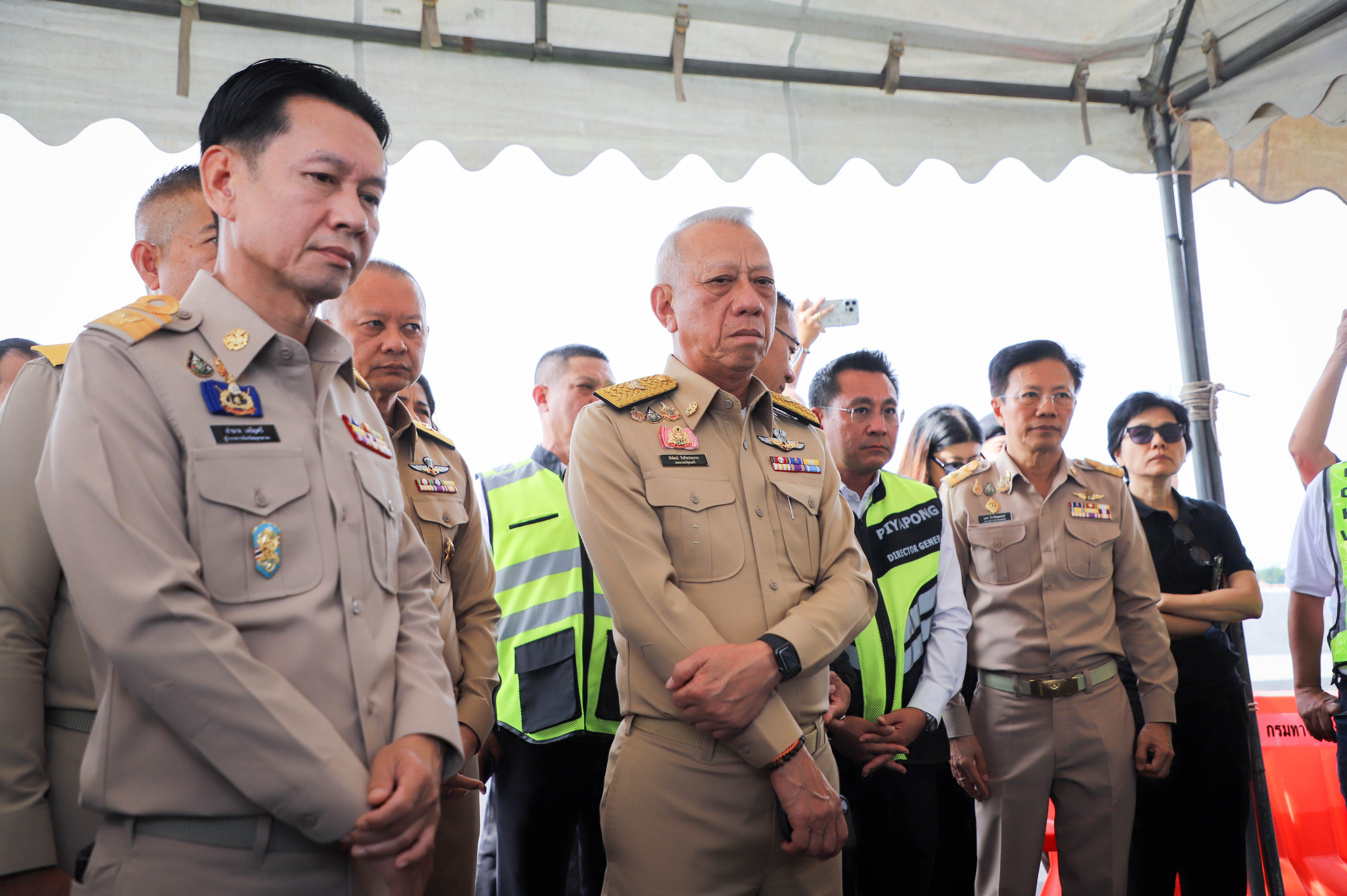 &ldquo;พิพัฒน์&rdquo; ลงพื้นที่ติดตามความพร้อม M82 บางขุนเทียน&ndash;บ้านแพ้ว มั่นใจพร้อมเปิดให้บริการ 28 สิงหาคมนี้  วิ่งฟรี 2 ปี