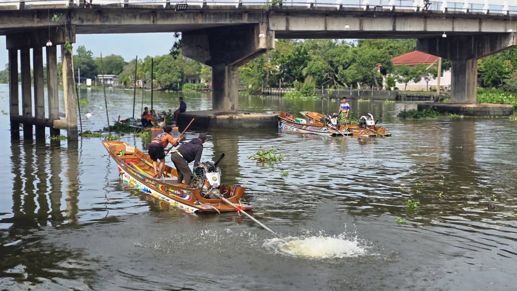 &ldquo;เรือซิ่งบ้านแพ้ว" พักยก สู้ศึกน้ำ 7 คืน 8 วัน พร้อมกลับมารวมพลังทันที หากมวลน้ำมาอีก